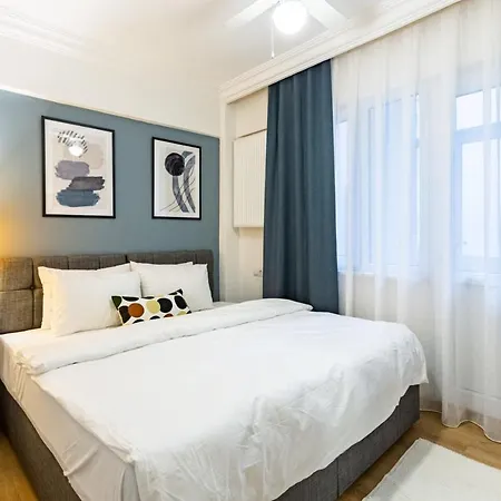 Superb In The Heart Of Cihangir Apartment Istanbul