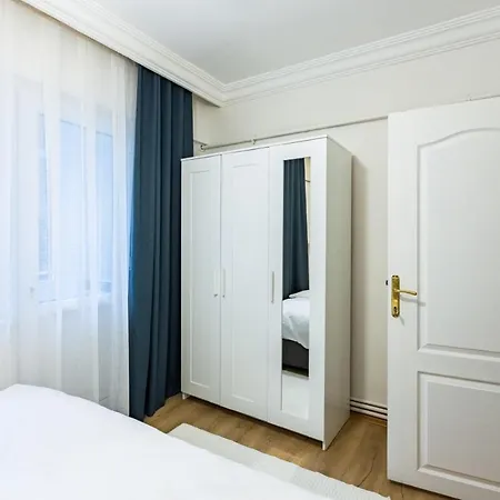 Apartment Superb In The Heart Of Cihangir Istanbul
